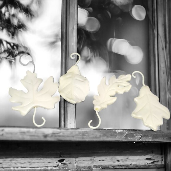 Ceramic White Leaves - Set of 4 - Fall Decor - Harvest Table - Picture 3 of 9